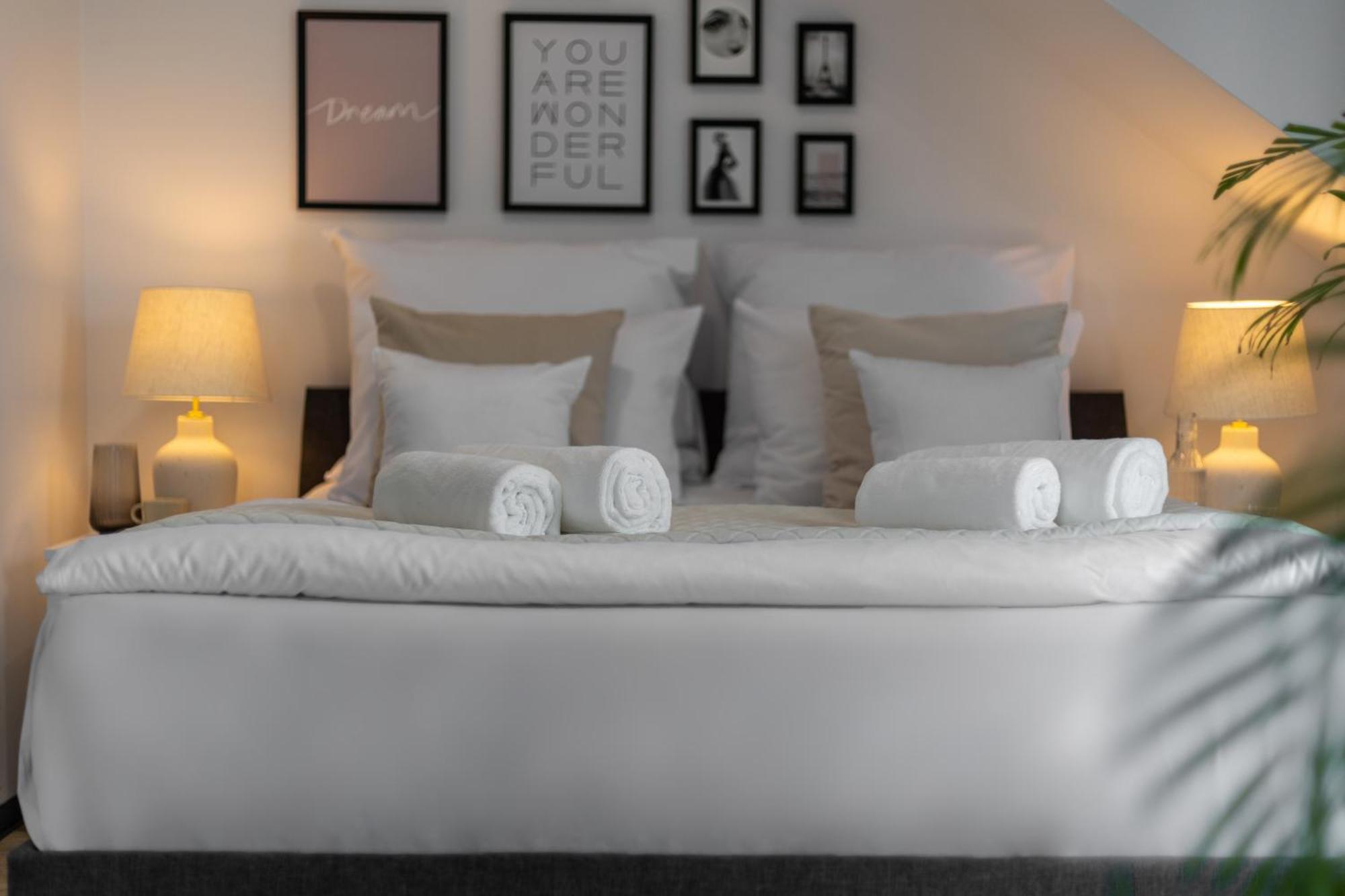 Aparthotel Solskiego Вроцлав Екстериор снимка