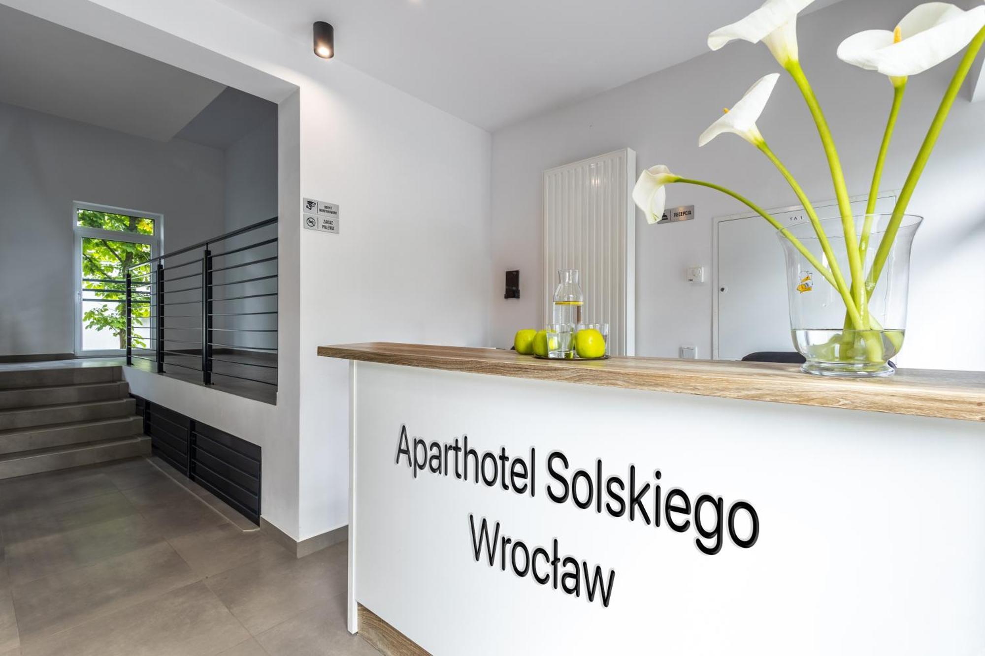 Aparthotel Solskiego Вроцлав Екстериор снимка